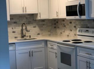 71 Rock Spring Rd #2, Stamford, CT 06906