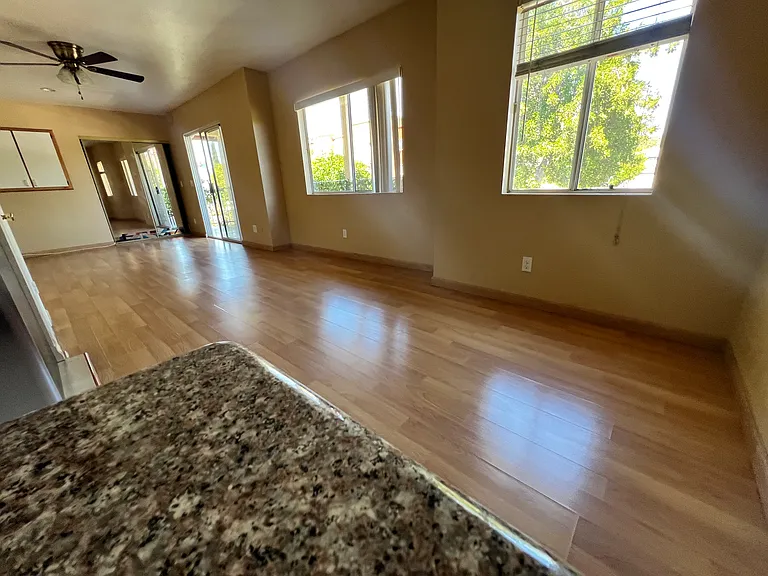 5646 La Mirada Ave #2 — Photo 18