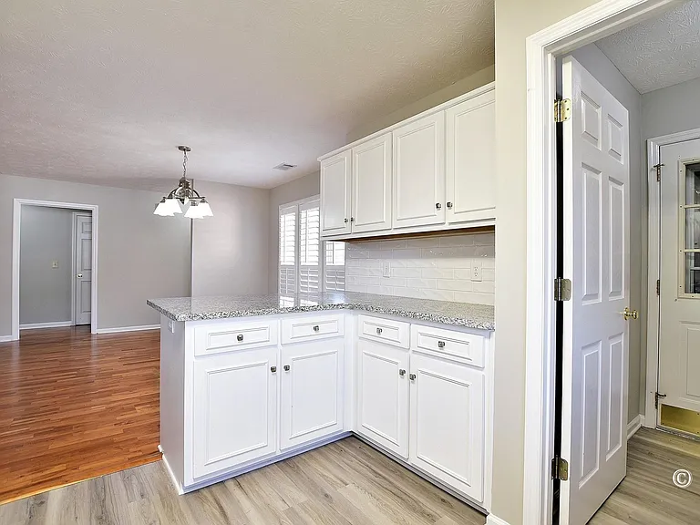 6384 Blanchard Ct — Photo 12