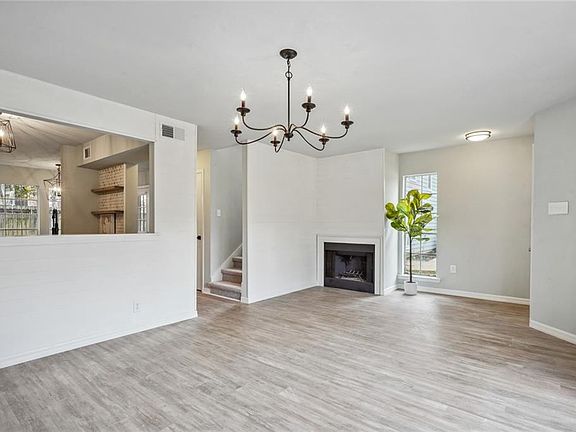3rd image of 740 Heavens Dr APT 8
