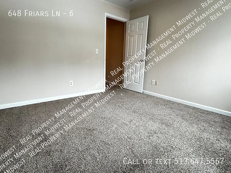 648 Friars Ln #6 — Photo 12