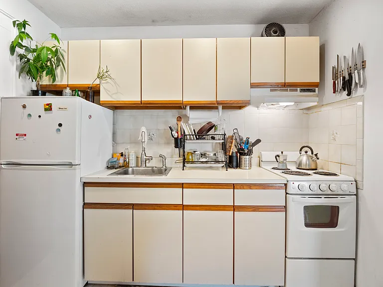 50 Columbus Ave #7 — Photo 6