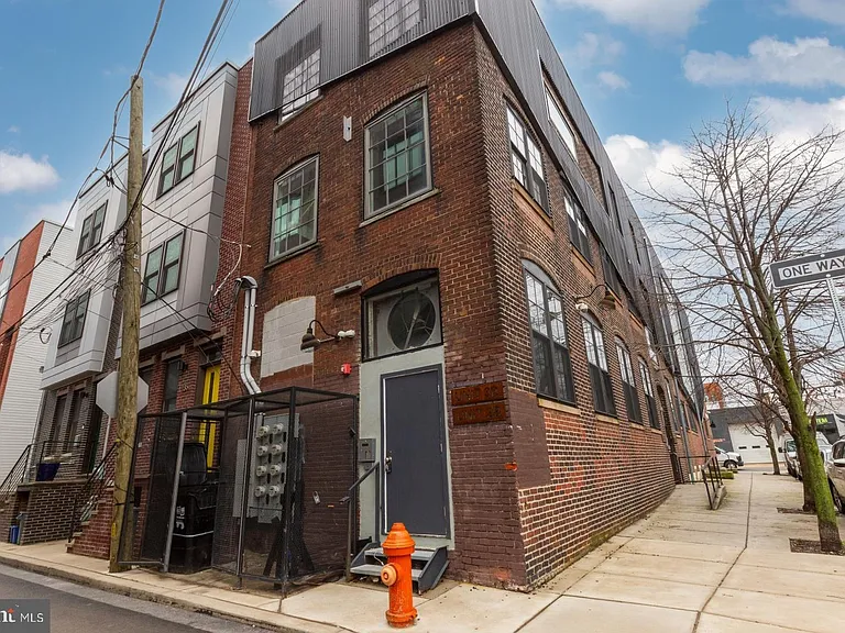 1737 N Howard St #1C — Photo 11