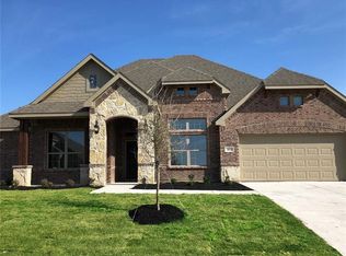 461 Hillstone Dr, Midlothian, TX 76065