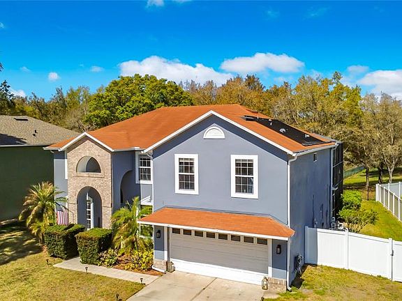 2nd image of 2048 Applegate Dr