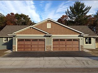 673 Blue Karner Dr, Altoona, WI 54720