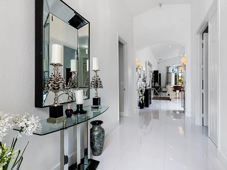 8270 Spyglass Dr — Photo 2