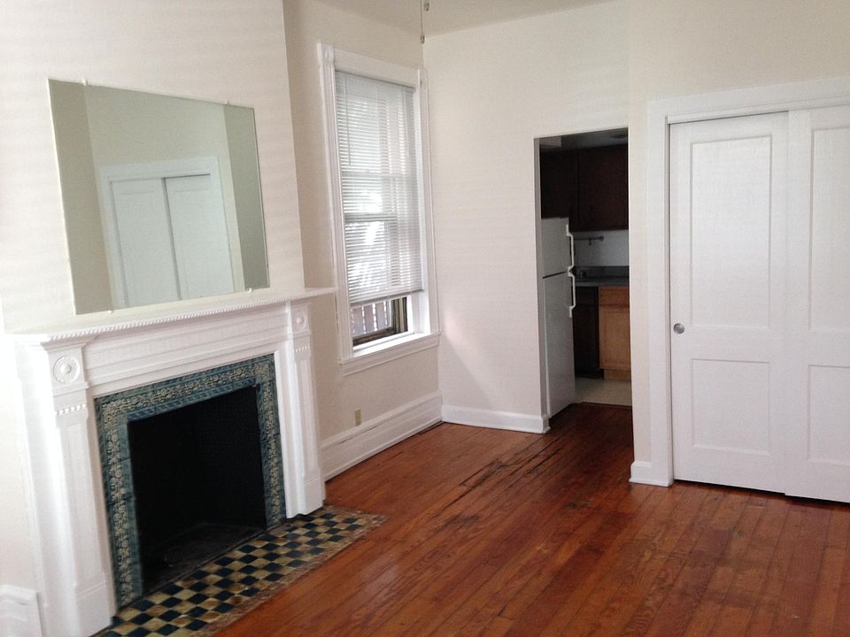2nd image of 1710 N Broom St APT 1