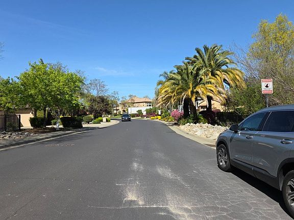 5th image of 8008 Douglas Ranch Rd