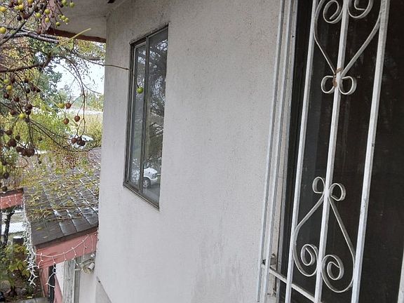 5th image of 10934 Pope Ave