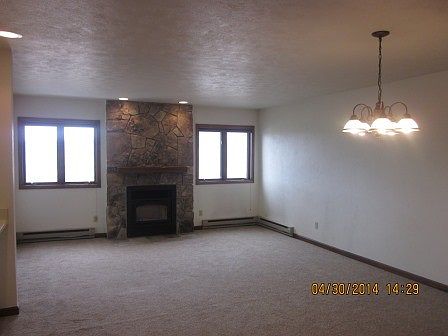 3rd image of 36 Promontory Dr