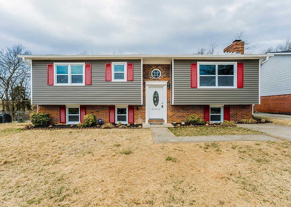1st image of 110 Lee Dr