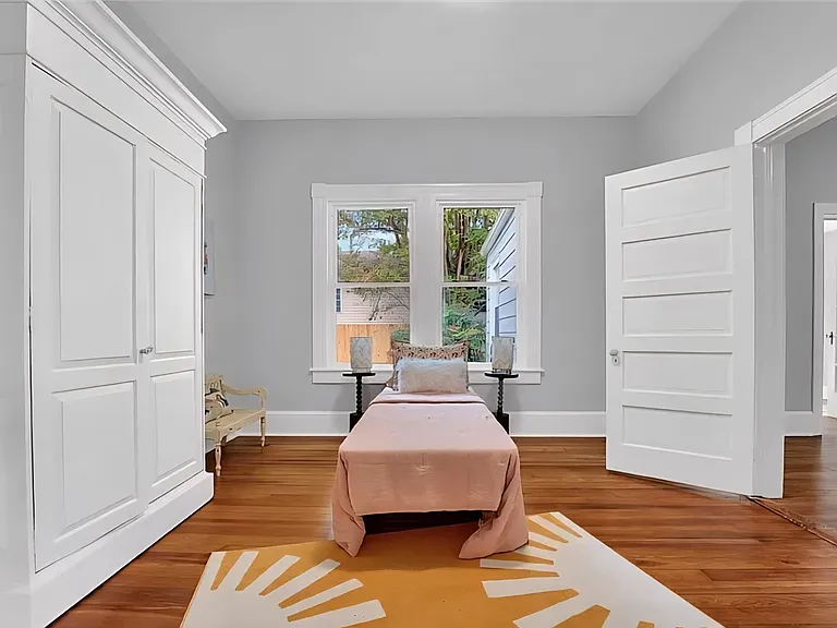 510 Highland Ave — Photo 9