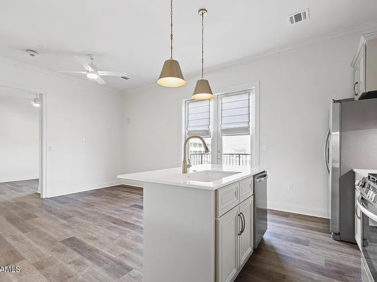 200 Prescott Blvd #303 — Photo 3
