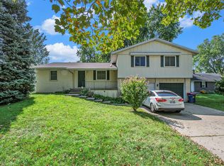 3920 Camelot Dr SE #3922, Grand Rapids, MI 49546