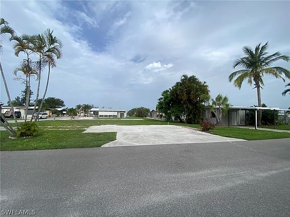2nd image of 4904 Needle Fish Ln