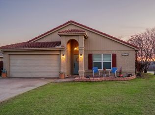 10433 Pleasant Mound Dr, Fort Worth, TX 76108