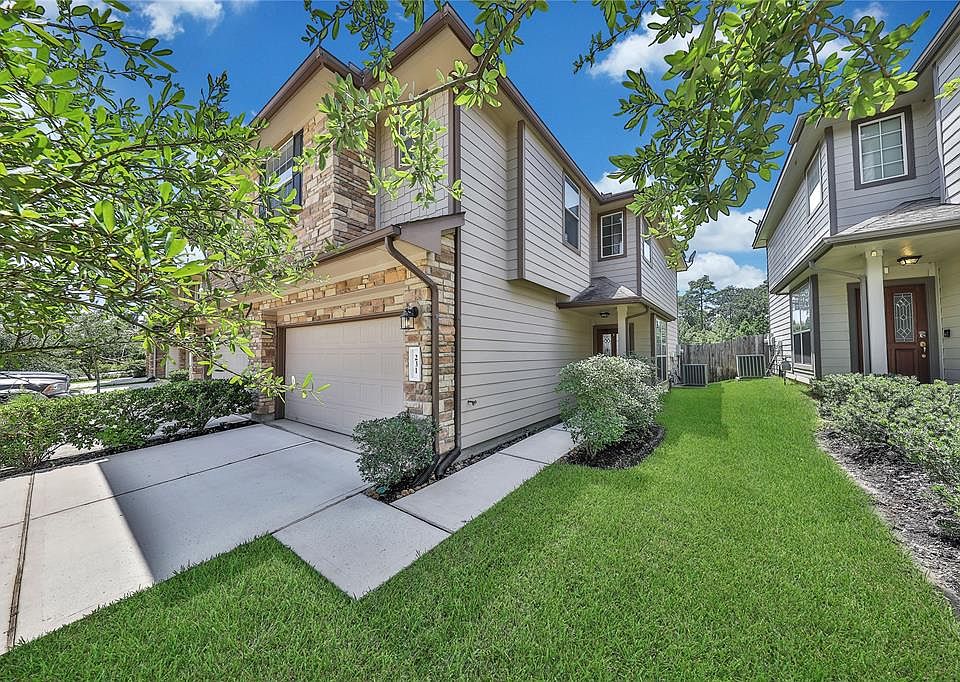 1st image of 231 Bloomhill Pl