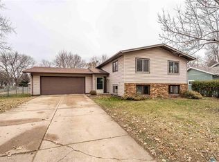 4116 S Drexel Dr, Sioux Falls, SD 57106