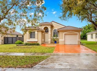18322 SW 94th Ct, Palmetto Bay, FL 33157