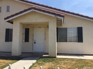 917 W 2nd St, Rialto, CA 92376