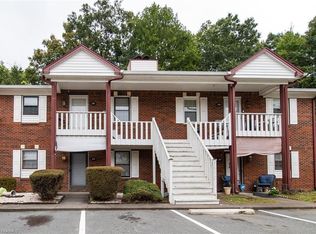 237 Olde Vineyard Ct, Winston Salem, NC 27104