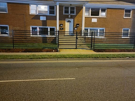 2nd image of 15000 Dorchester Ave