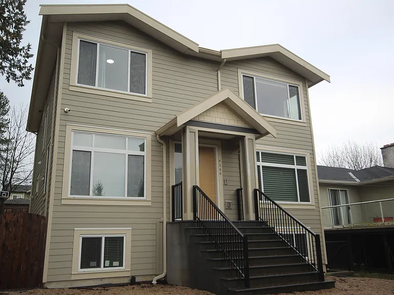 6089 Elgin Ave — Photo 1