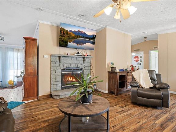 4th image of 14630 Lakeshore Dr