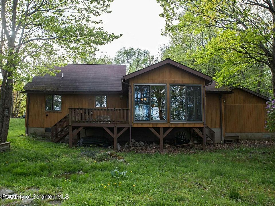 2nd image of 1054 Woodlyn Ln N