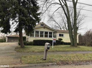 2100 Chesley Dr, Sterling Heights, MI 48310