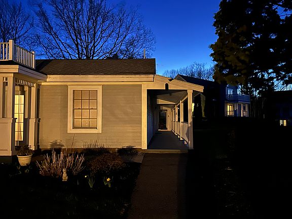 2nd image of 6 Hilltop Drive #6