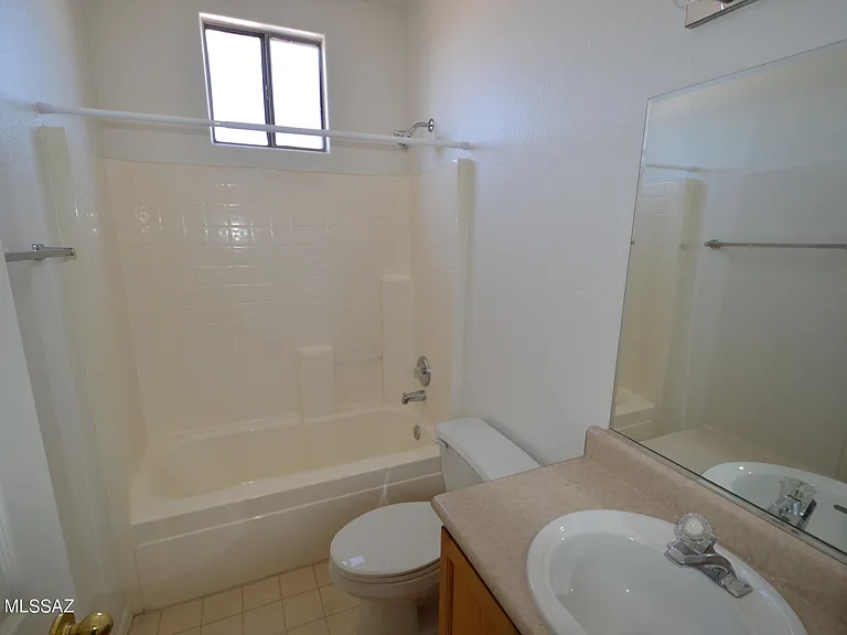 5341 E Timrod St — Photo 12