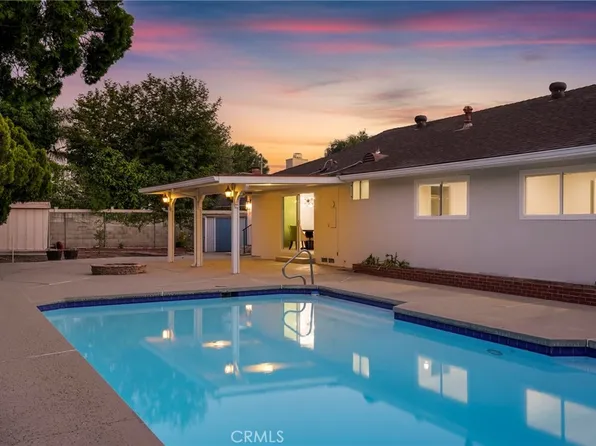 10000 Amestoy Ave, Northridge, CA 91325