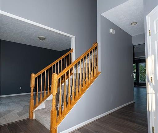 2nd image of 893 Woodfield Ln