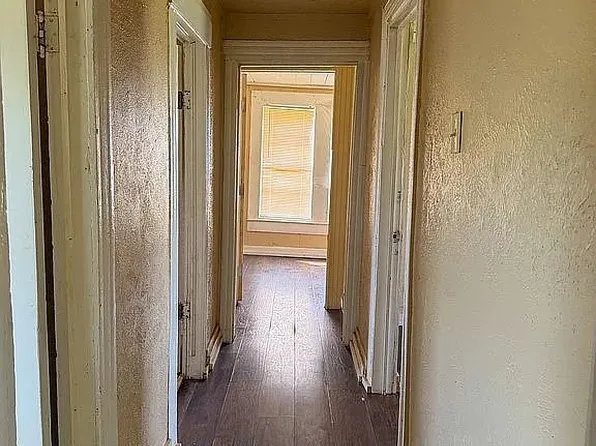 1821 Johnson St, Greenville, TX 75401