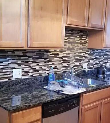 3rd image of 2403 N Hamlin Ave #2