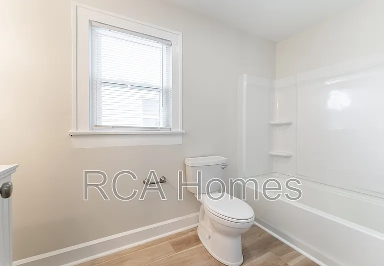1601 Villa Ave — Photo 10