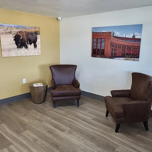 Kodiak Apartments — Photo 2