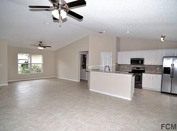 5th image of 15 Richmond Dr