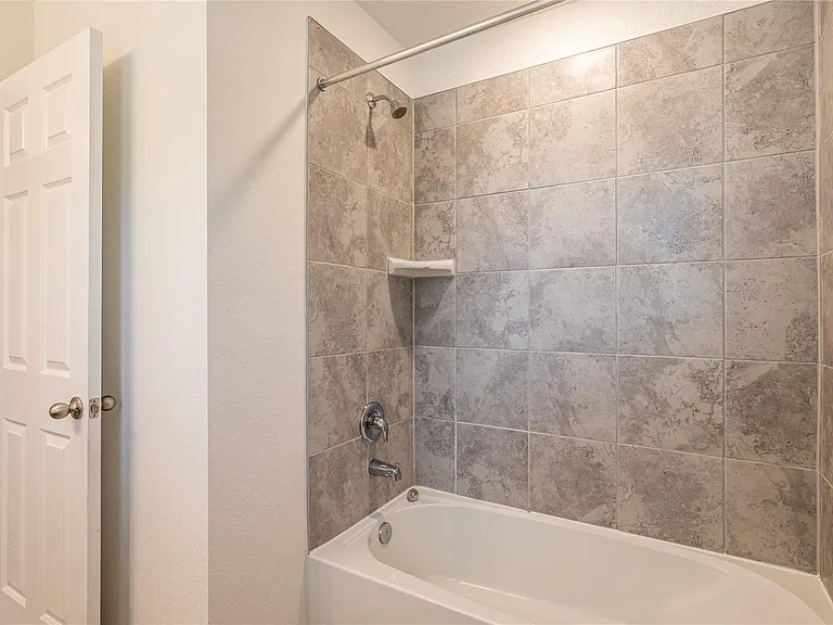 17214 Texas Willow Dr — Photo 35