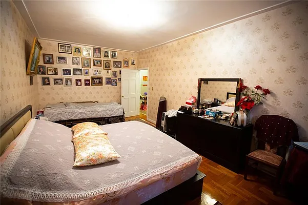 Sold by Remax Edge | media 9