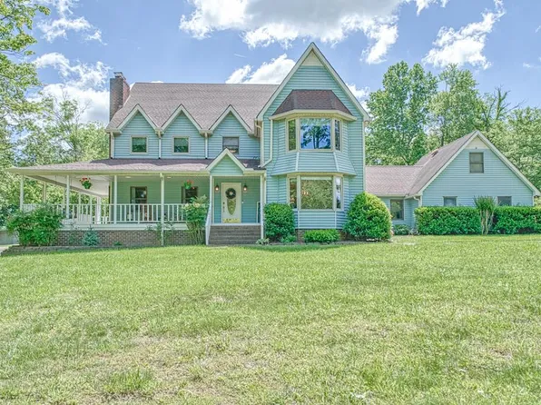 447 W Bangham Rd, Cookeville, TN 38501