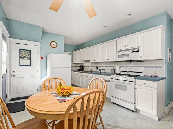 20 Lovell St, Somerville, MA 02144