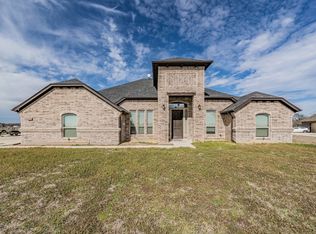 140 Katy Ranch Dr, Weatherford, TX 76085