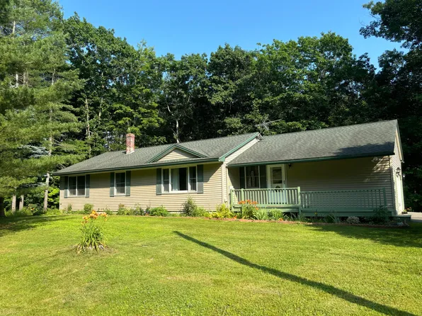 28 McKenna Drive, Randolph, ME 04346