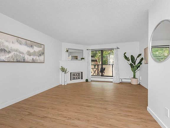 2nd image of 1821 E 17a St SW #204