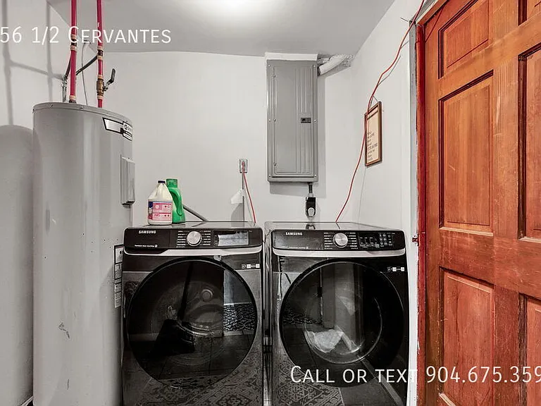 256 1/2 Cervantes Ave — Photo 19