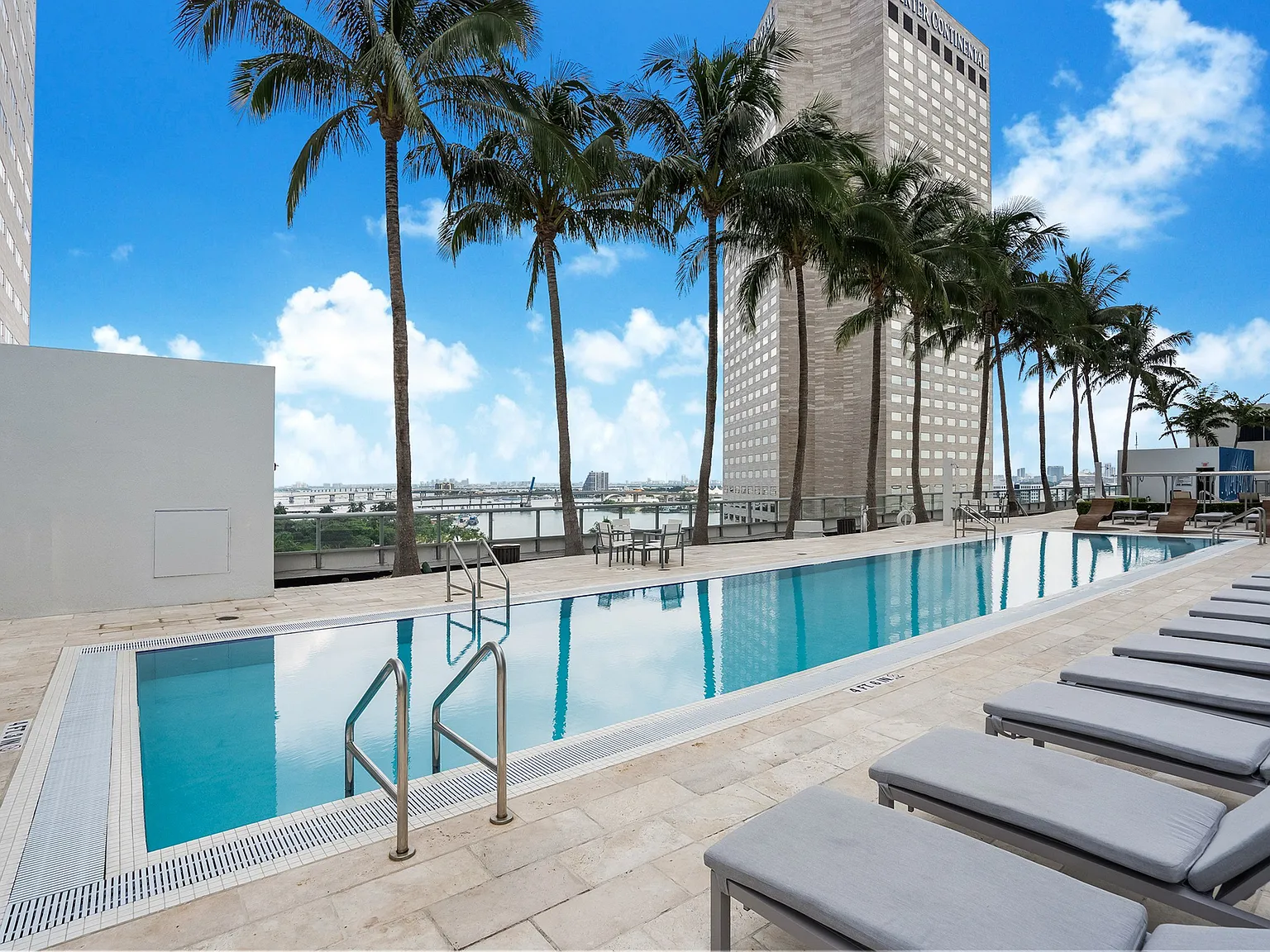 2 bed, 1105 sqft, $3,499 — Photo 3