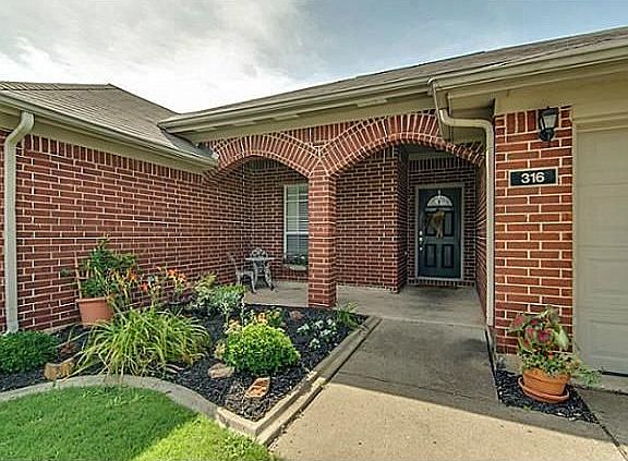 2nd image of 316 Park Forest Ct